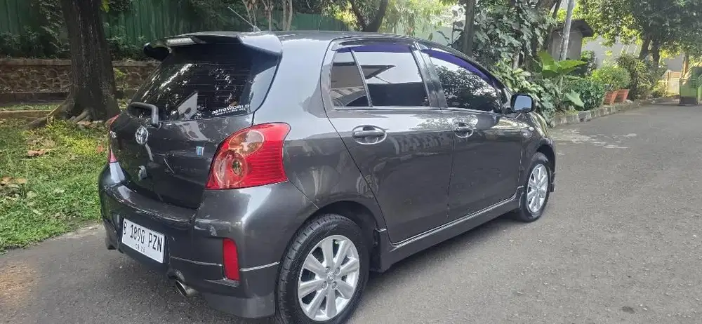 Toyota Yaris 1.5 E A/T Antik