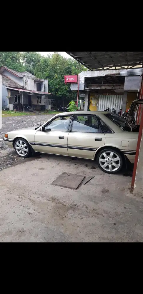 Mazda 626 1988 Bensin