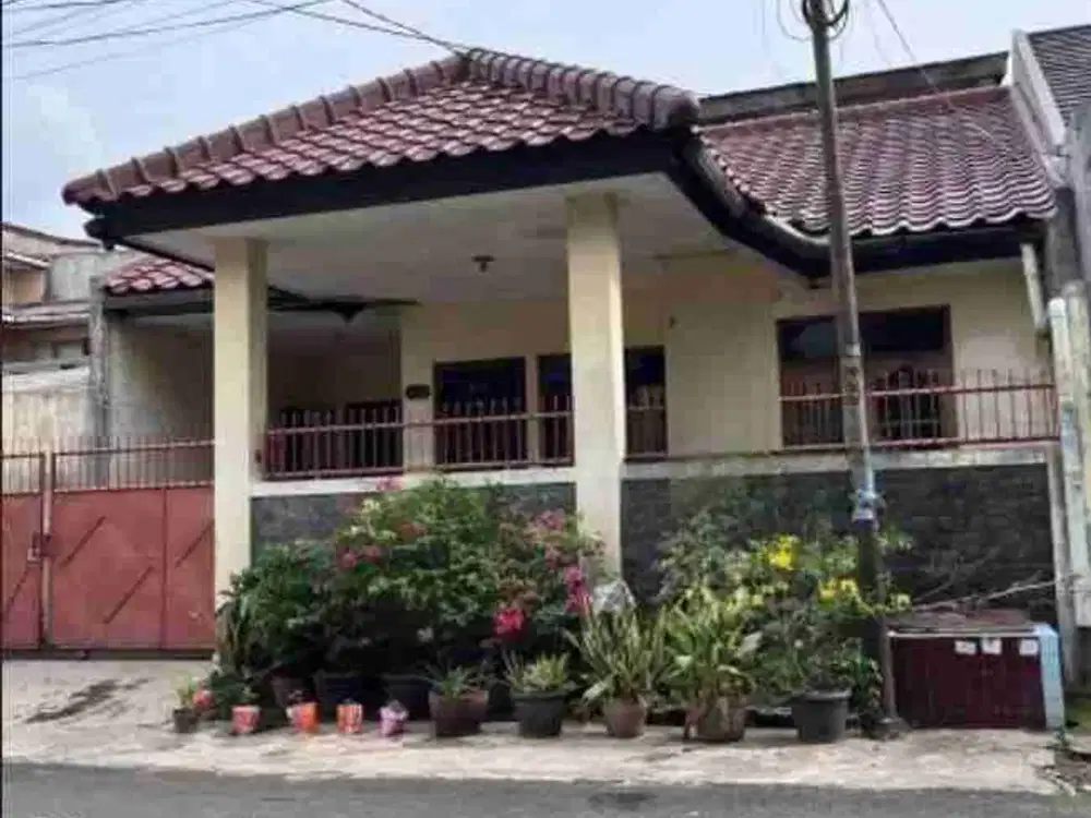 Rumah Bagus di Komplek DKI Joglo Jakarta Barat Bebas Banjir