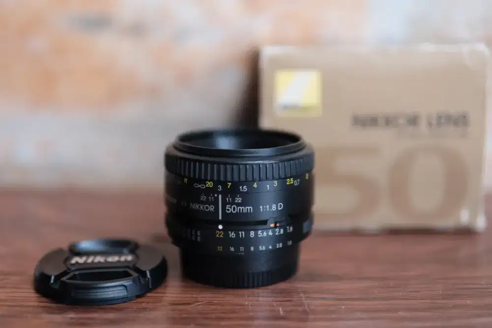 Lensa Nikon Fix 50 MM
