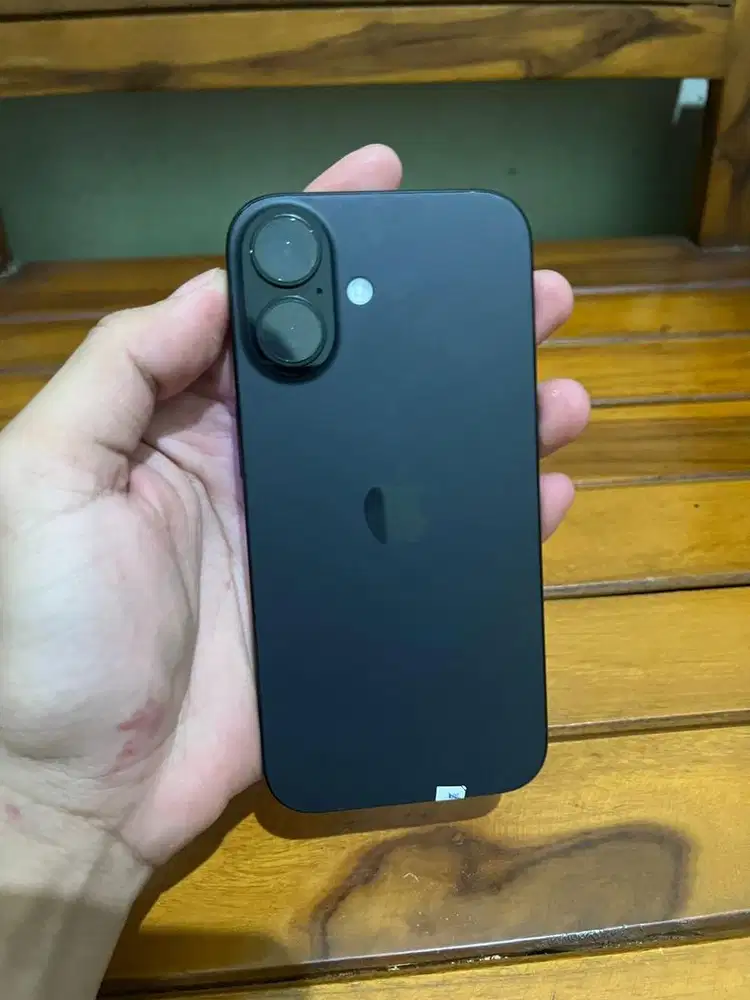 iphone 16 inter 128gb midnight