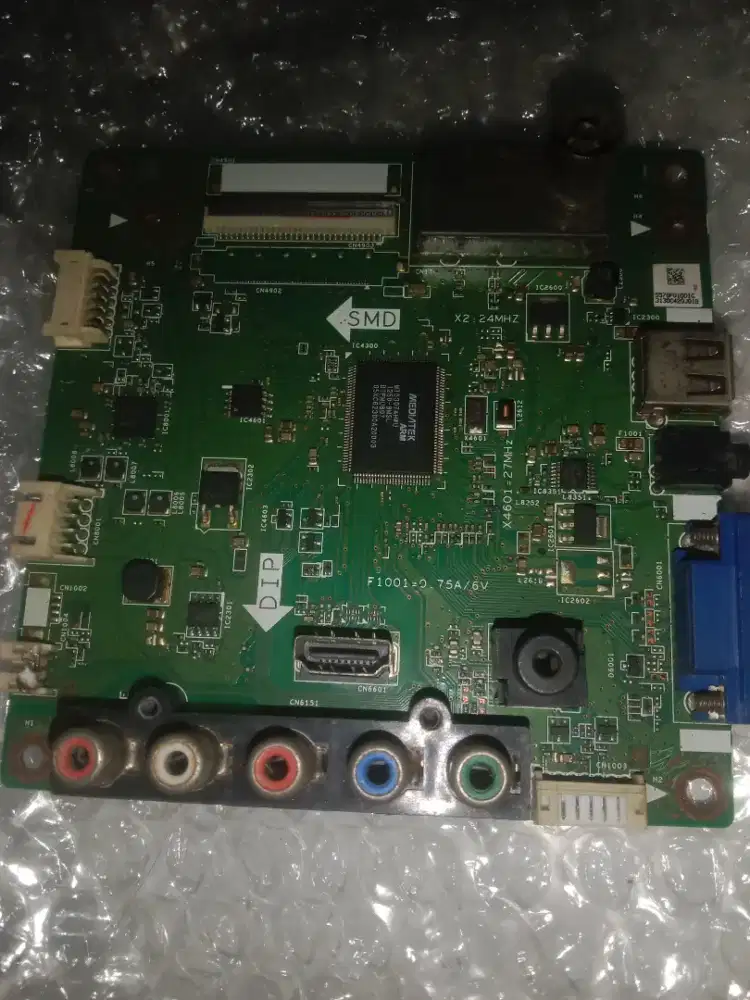 Mb mesin tv LCD sharp 29 in. Kondisi msih normal