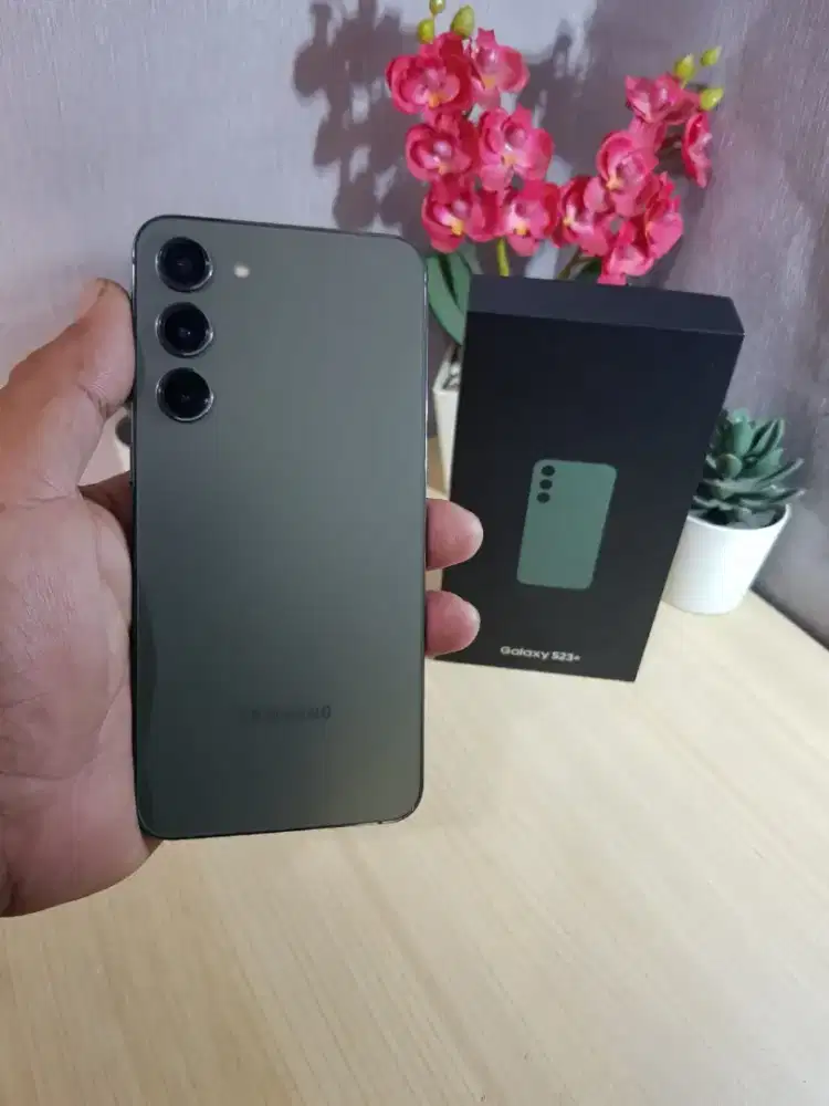 Samsung s23 plus 8/512