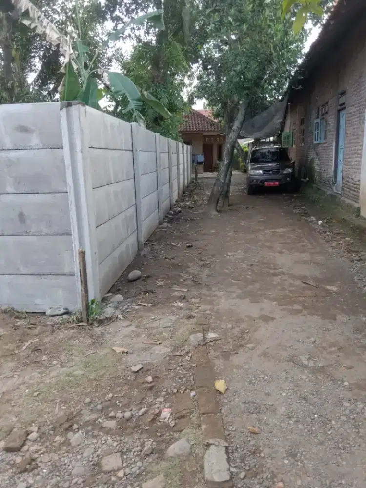 Pagar panel pembatas