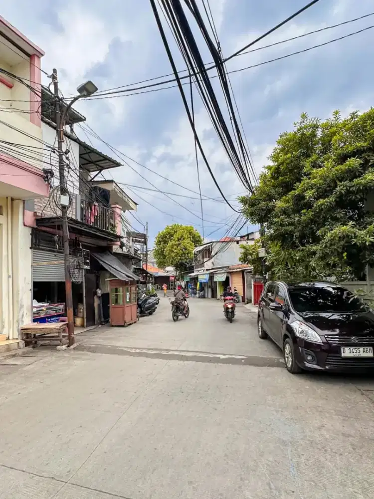 RUMAH KOST PANCORAN JLN DEPAN PRUIS 2 MOBIL
