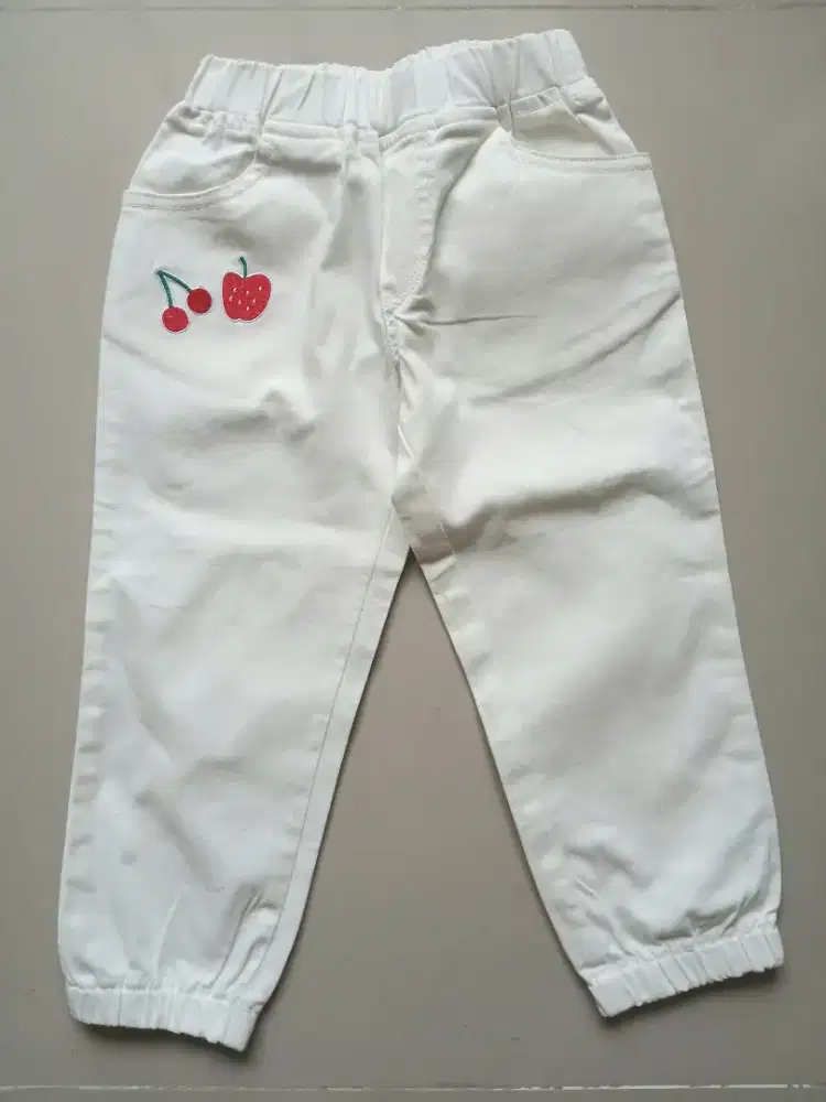 Celana panjang joger Little M anak perempuan size S, preloved