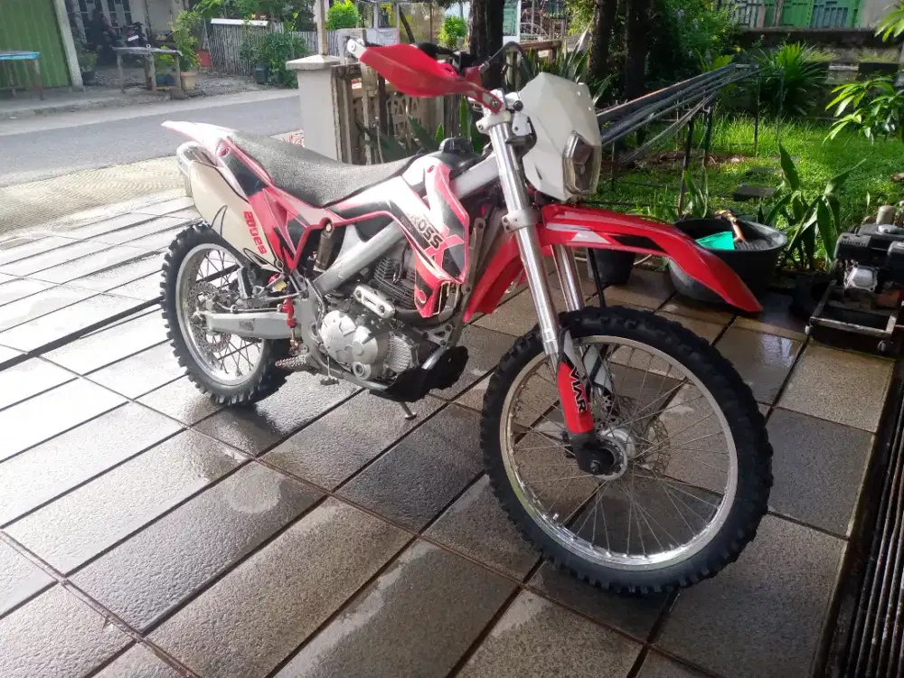 Motor Trail Murah