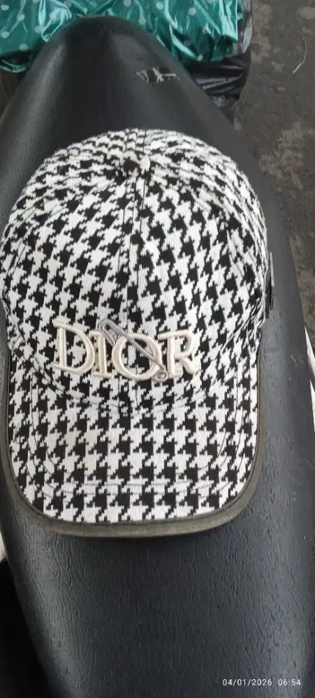 Topi christian dior original