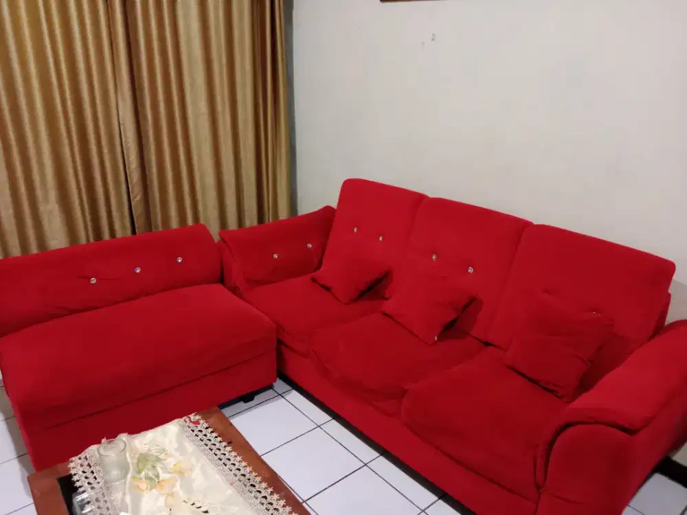 Jual sofa  karena mau pindah rumah