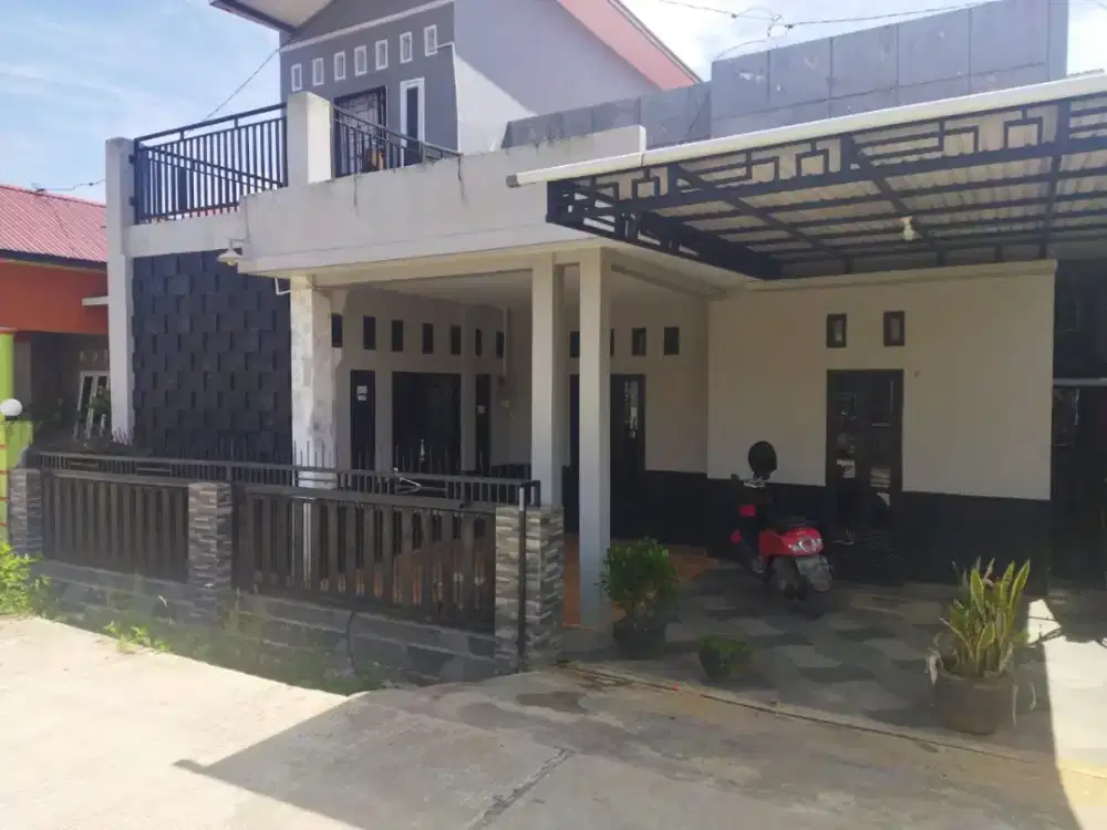 Dijual Rumah 2 Lantai Cocok Buat Keluarga