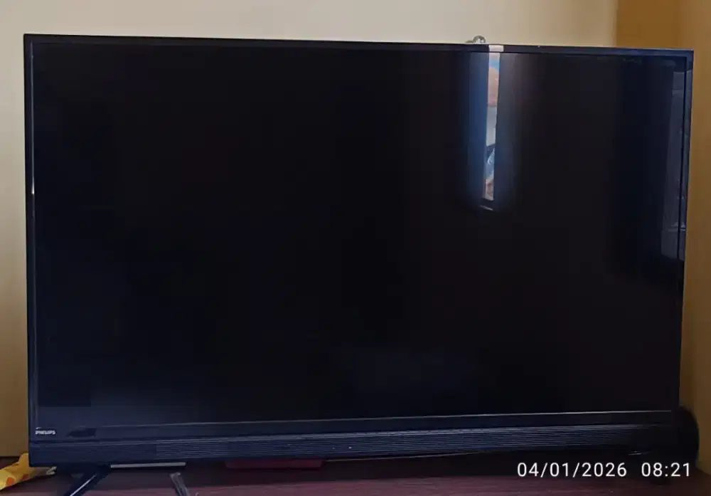 TV LED Philips 43 inch kondisi rusak lcd
