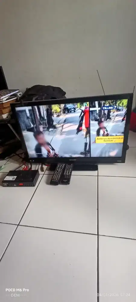 Televisi sharp 24in +stb tinggal pake