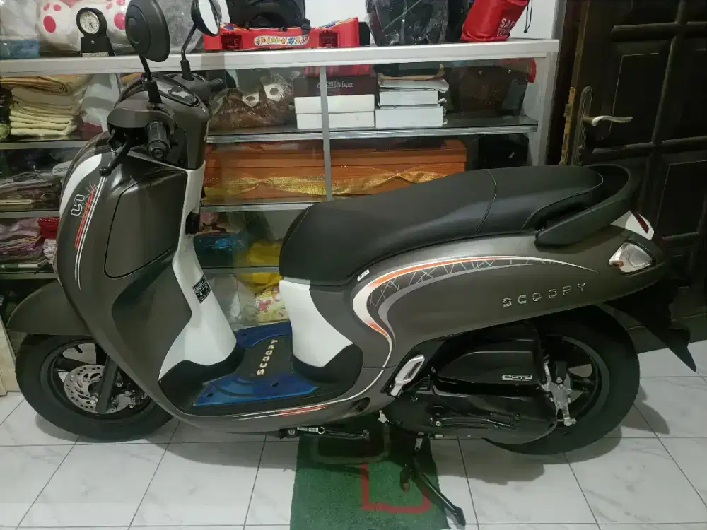 Honda Scoopy Type Fashion (Like New)