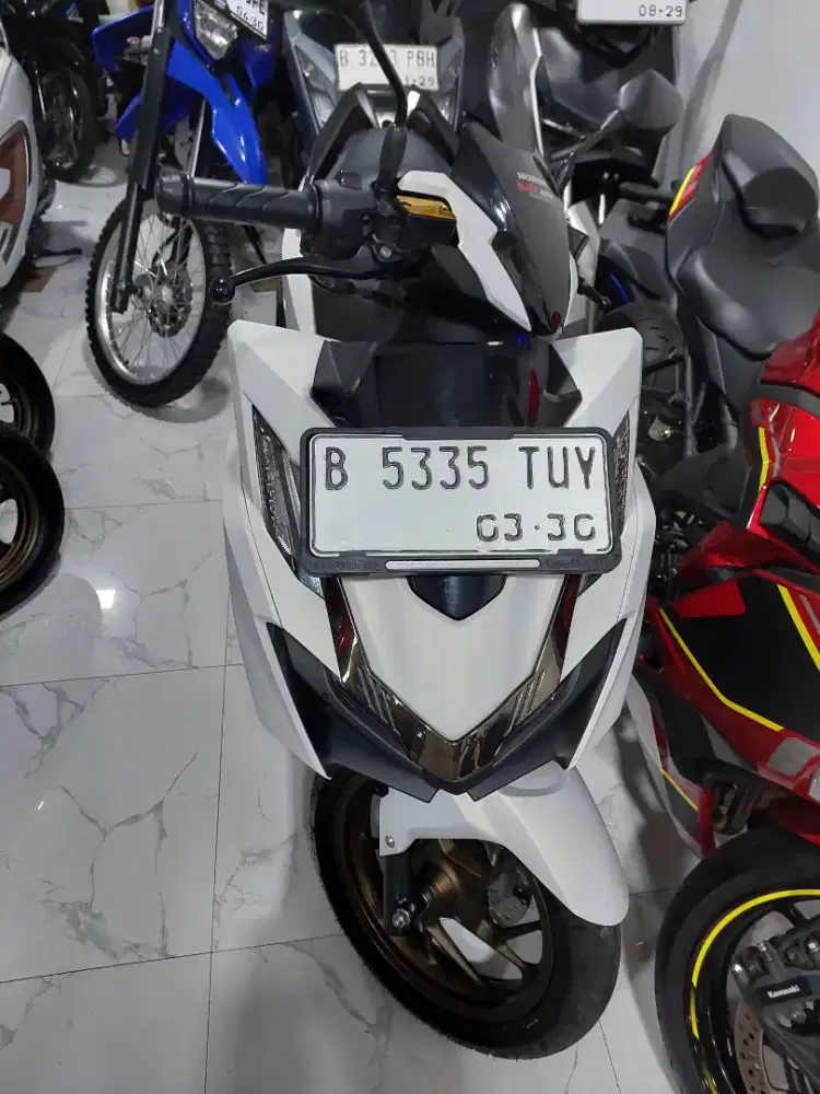 Honda Vario 160 ABS Keyless 2025 bulan 3 Gress Bisa Kredit