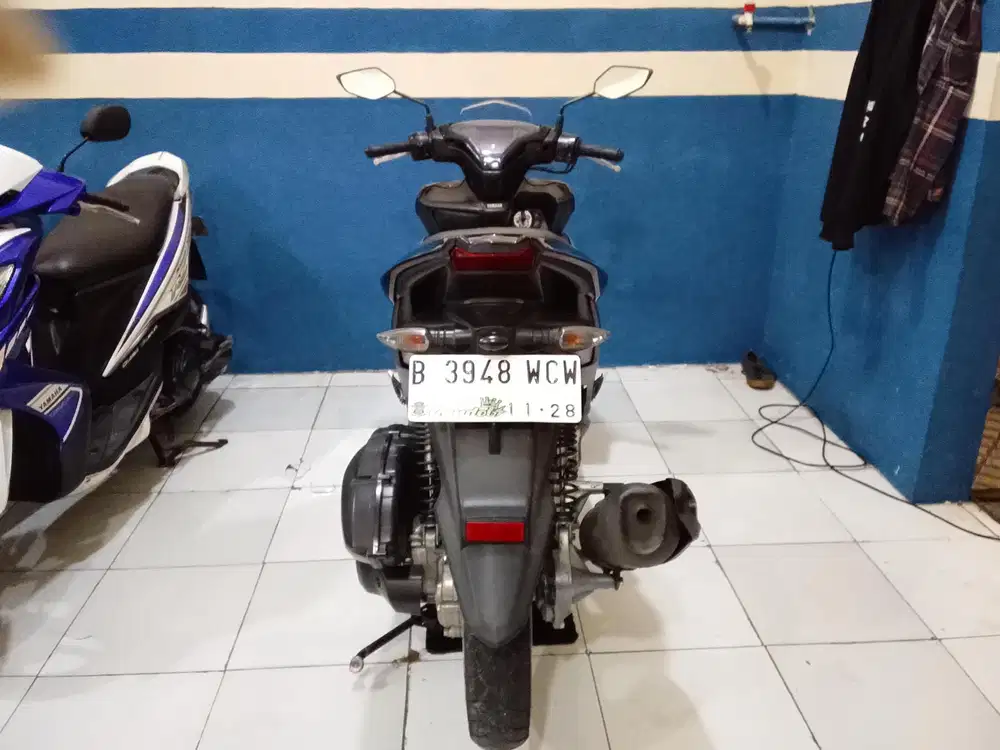 Di jual aerox vva 2023 mulus siap pakai