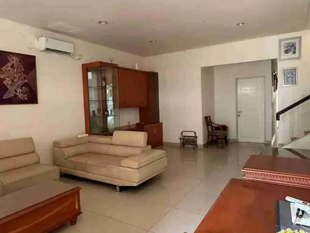 Dijual sgt murah rumah full renov dan full furnished di Residence One-Bsd City(SHM)