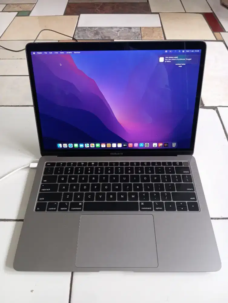 MACBOOK AIR 2018 I5 8/256