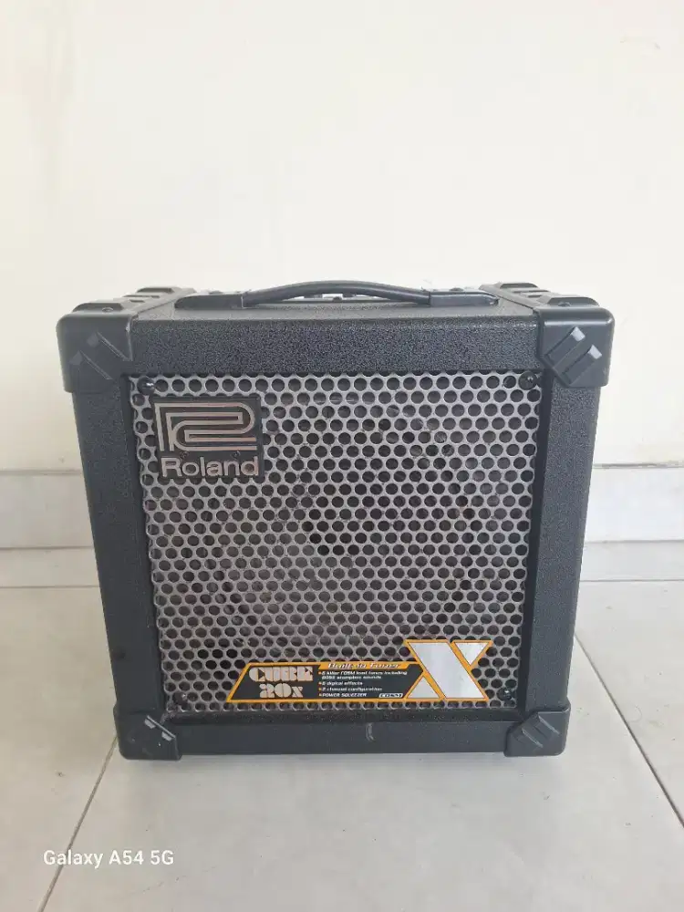 Ampli gitar roland cube 20x