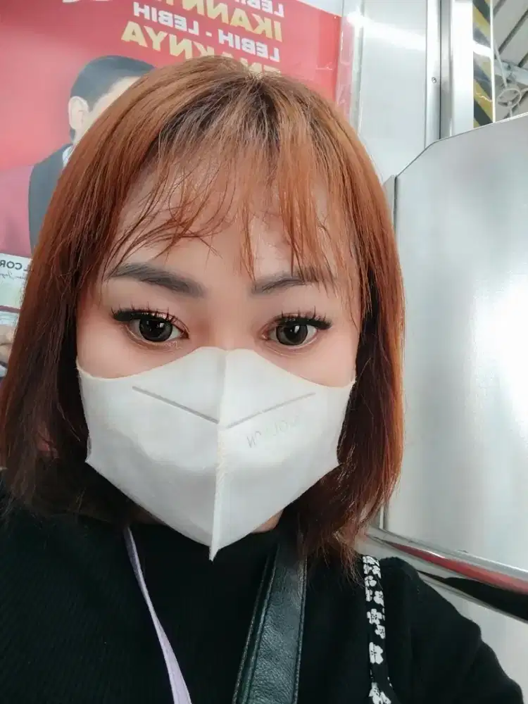 Caregiver/menjaga pasien Lansia di rumah sakit atau homecare