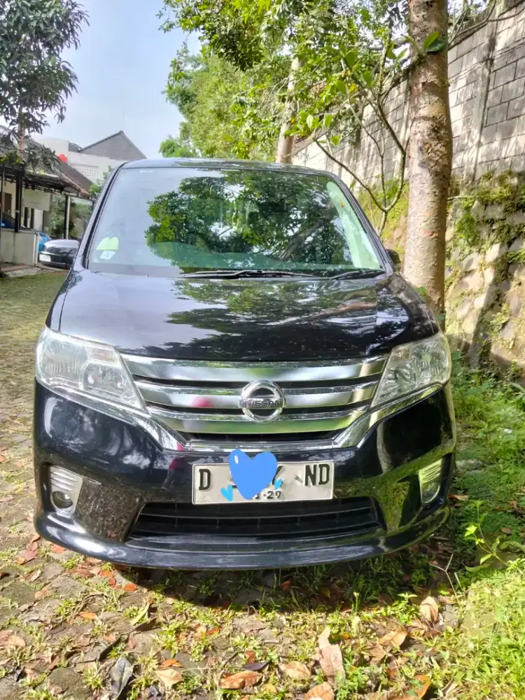 Nissan Serena C26 HWS , jarang di pakai