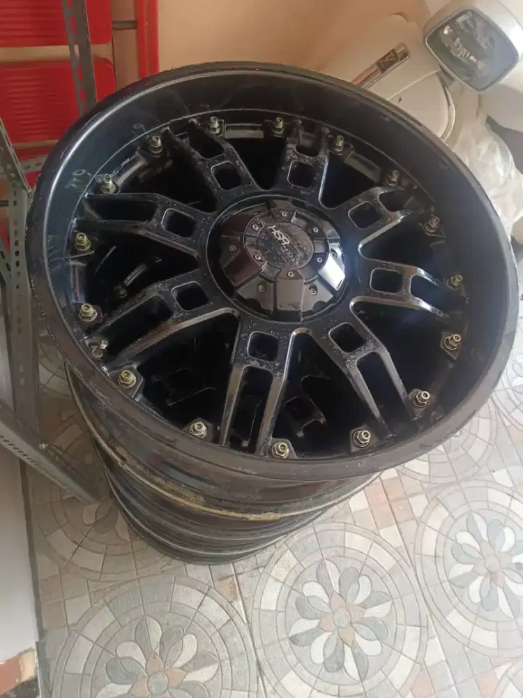 Velg ban Fortuner HSR 22 R