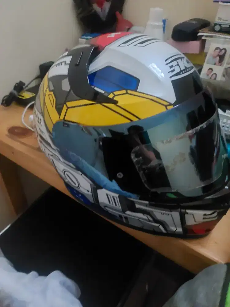 Helm jarang pakai