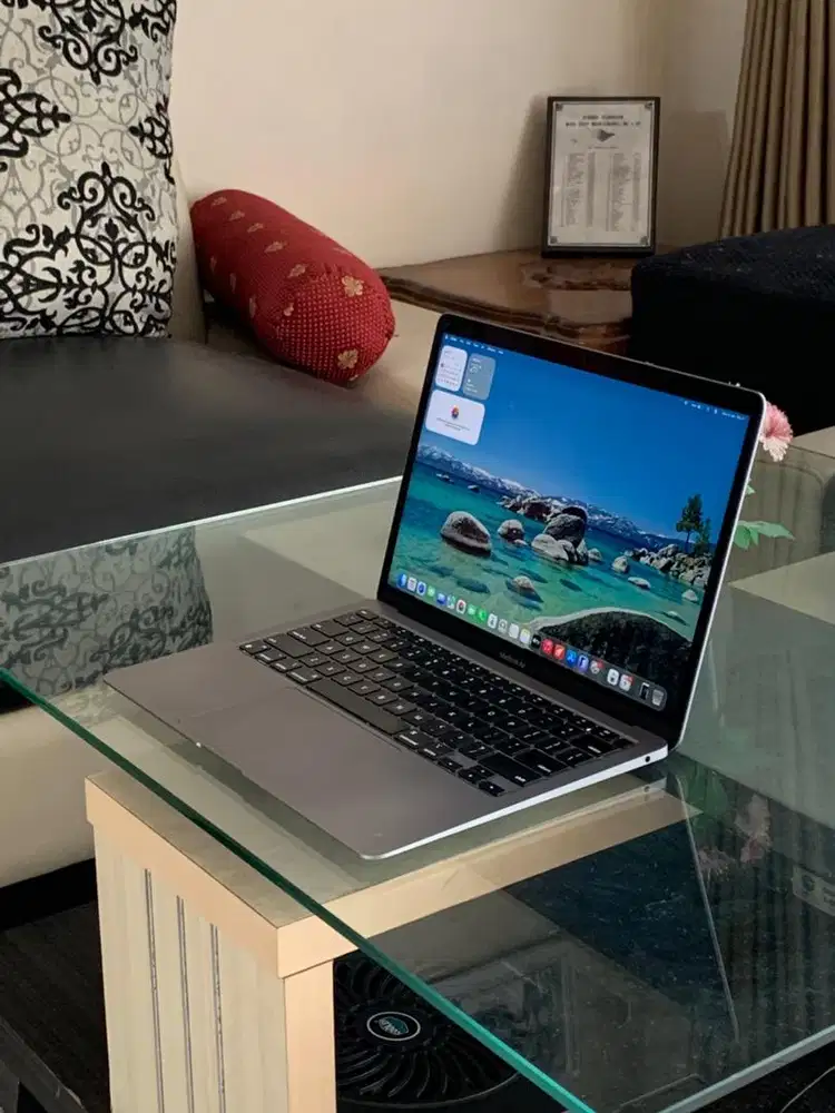 MacBook Air 2020 M1 8/256