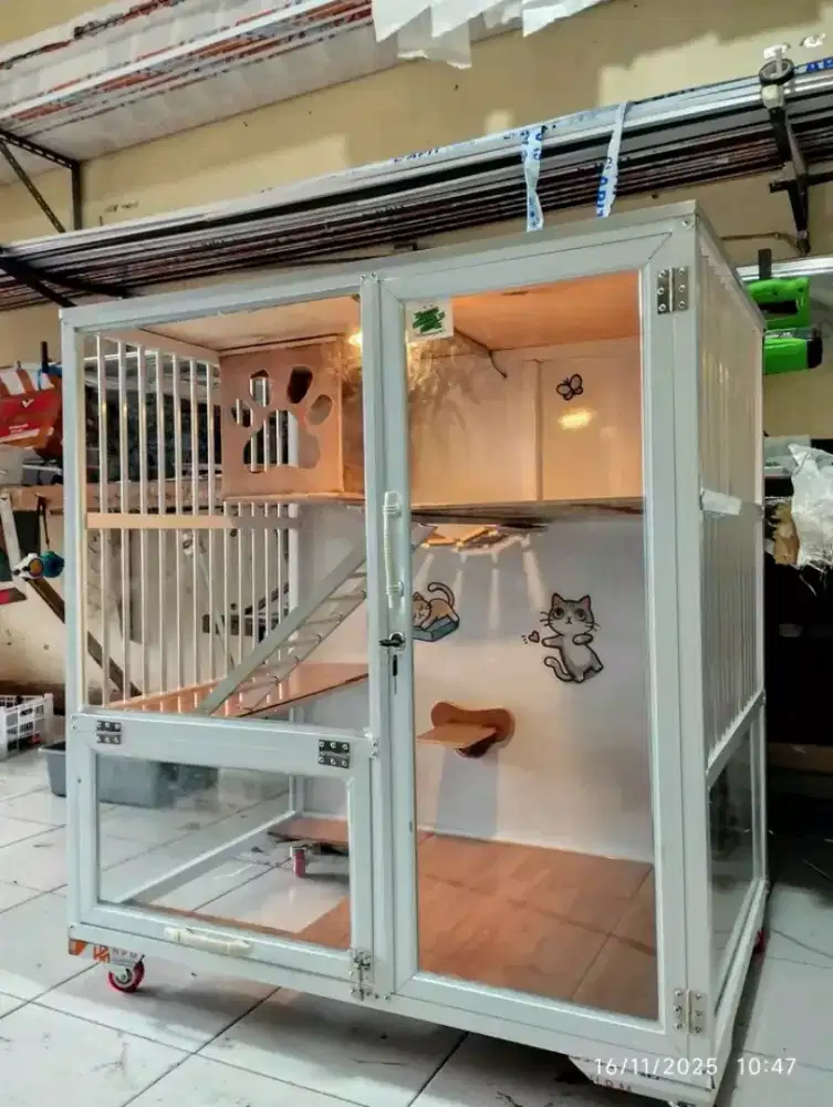Kandang kucing alumunium