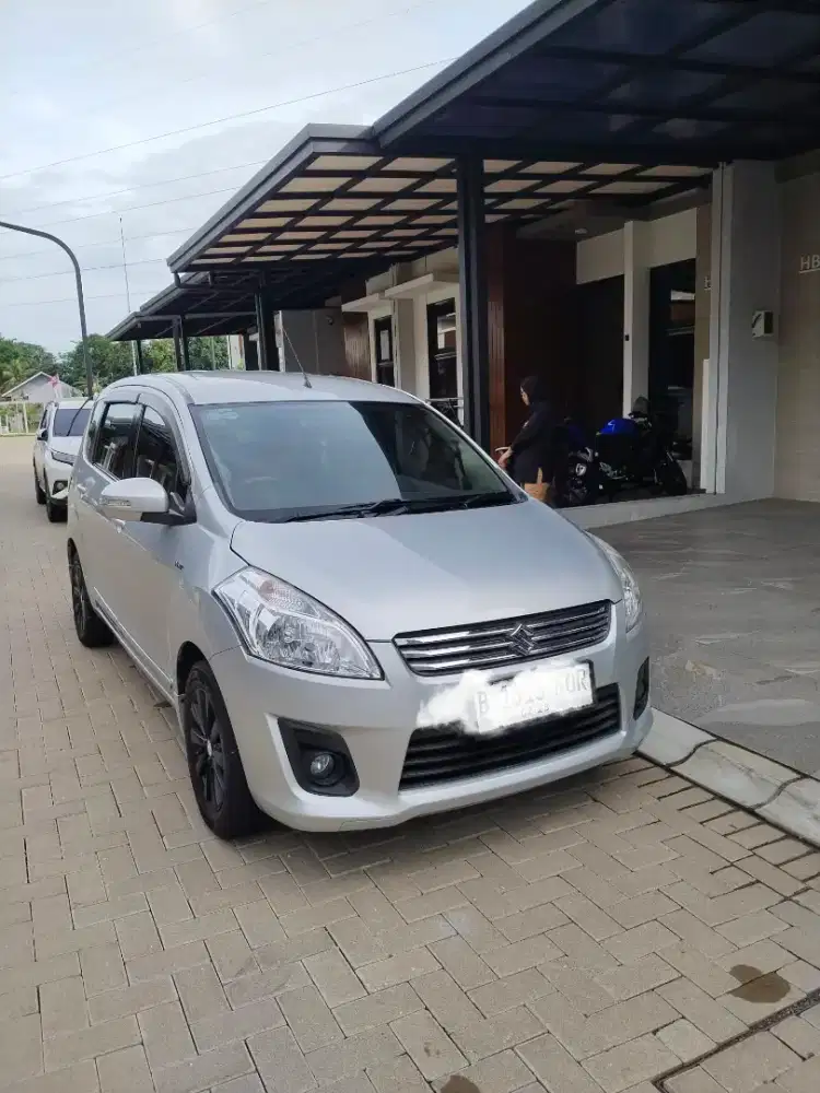 Dijual  Suzuki Ertiga GX Matic 2013
