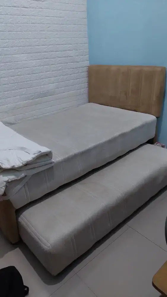 Kasur Springbed 2 in 1 (exclude headrest)