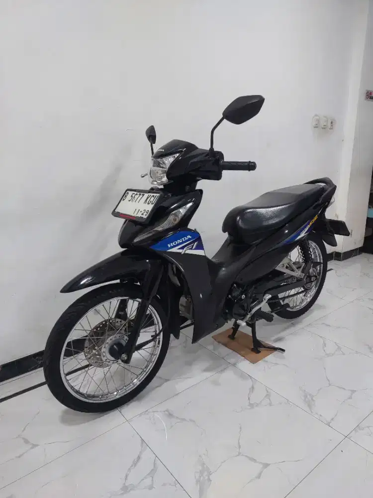 Honda Revo Fit Fi 2024 / 2025 bln 11 Pajak panjang unit bagus