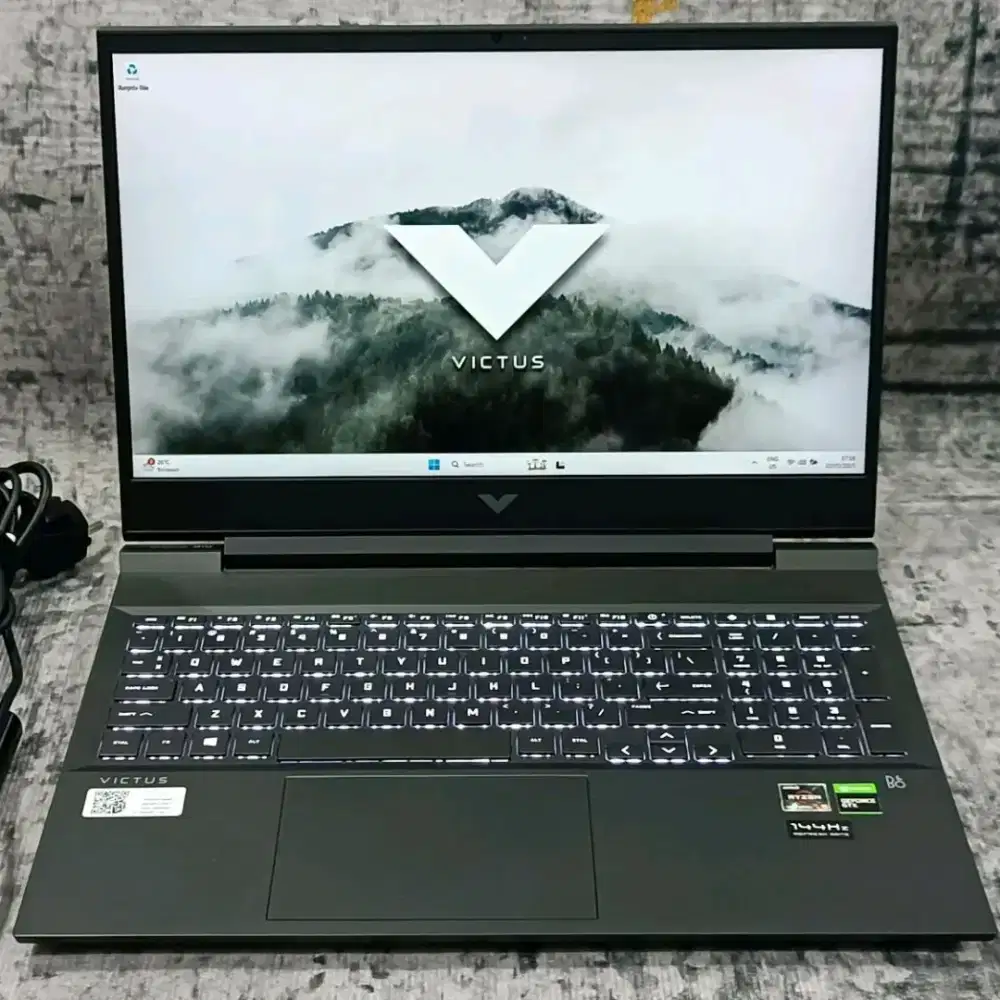 HP Victus 15 Ryzen 5-5600H 8GB 512GB RTX 3050 4GB 75W 144Hz Like New