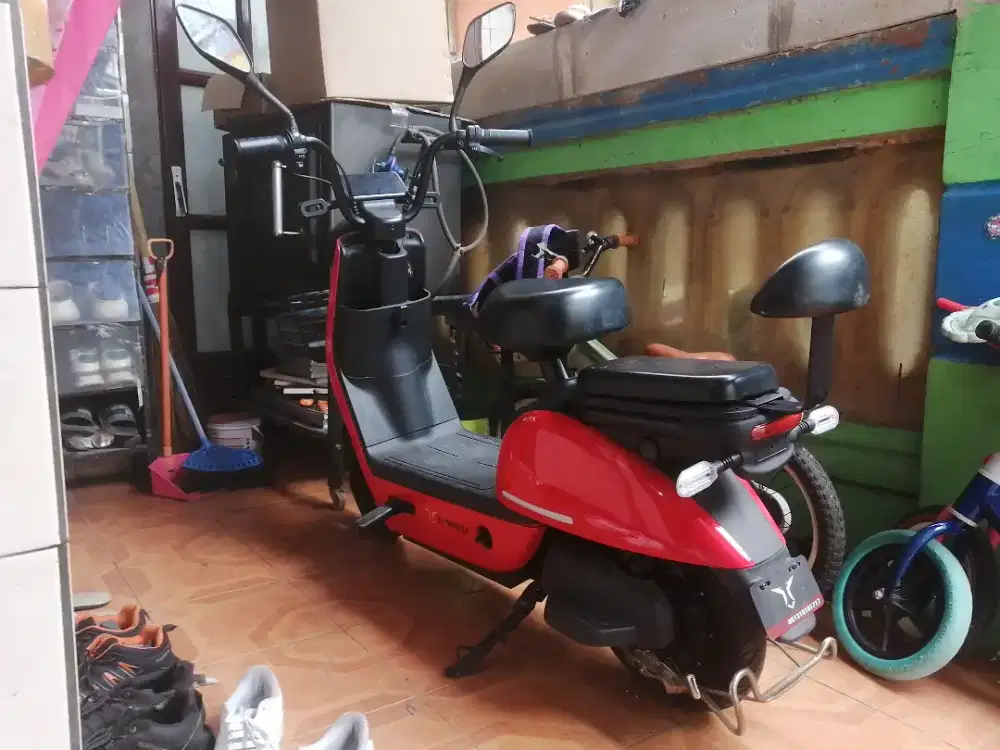 Sepeda listrik uwinfly