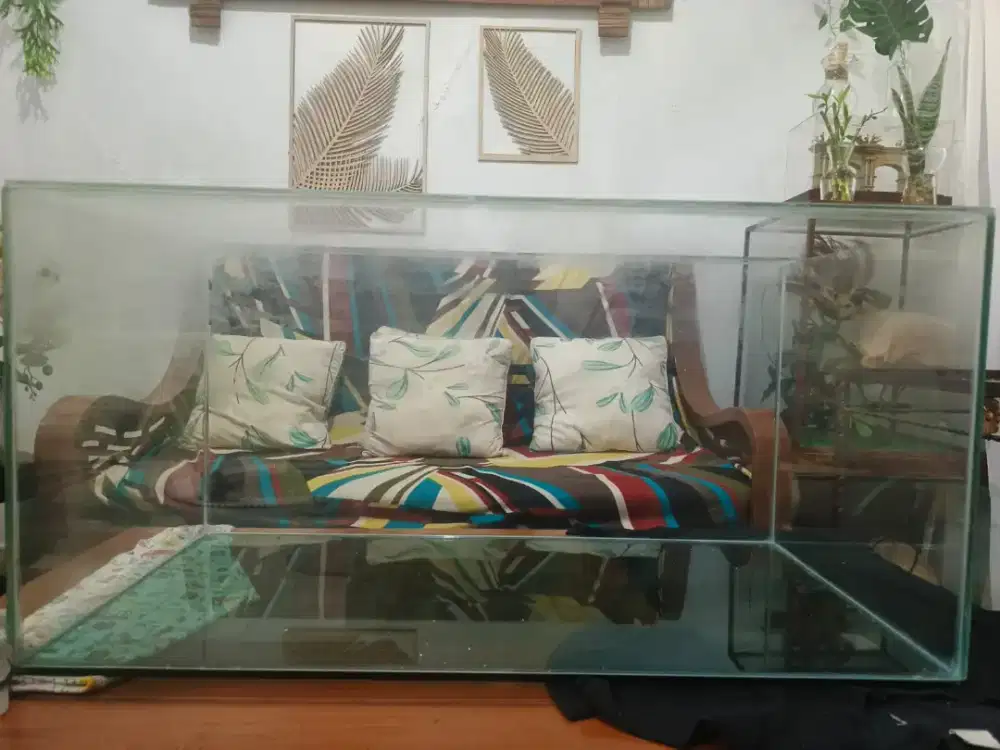 Dijual Aquarium+Rak Besi Murah