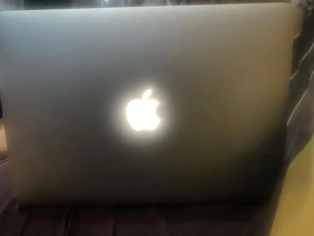 MacBook Air intel Core i5