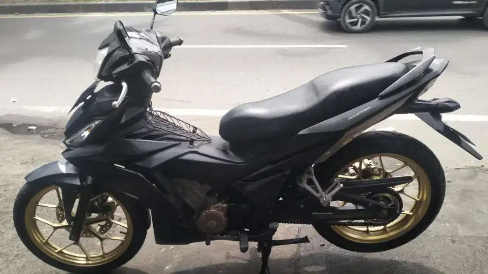 Dijual cepat Honda Supra GTR 150