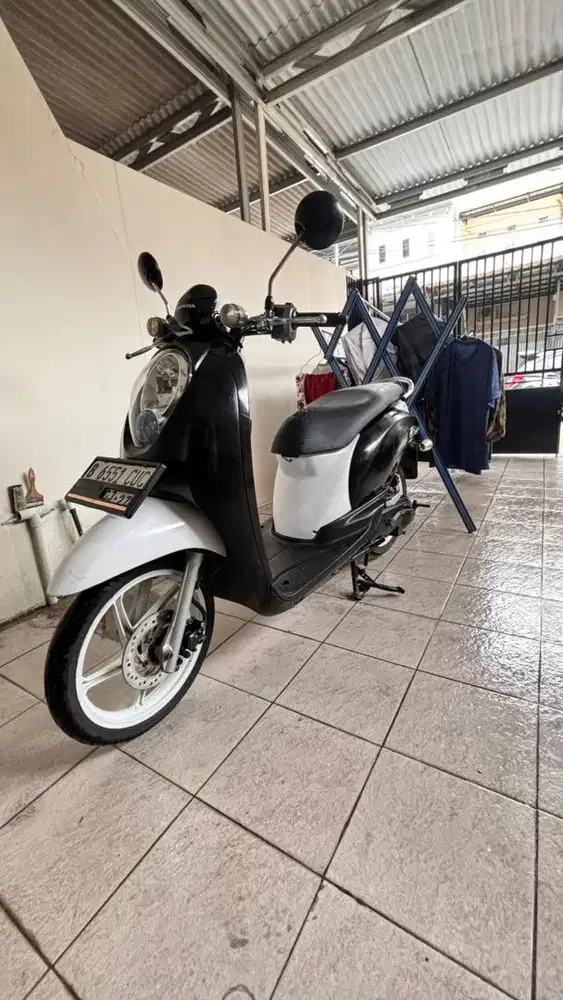 HONDA SCOOPY 2012