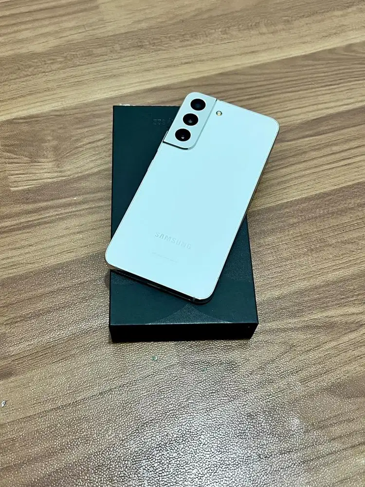 Samsung S22 5G 8/128gb SEIN Fullset