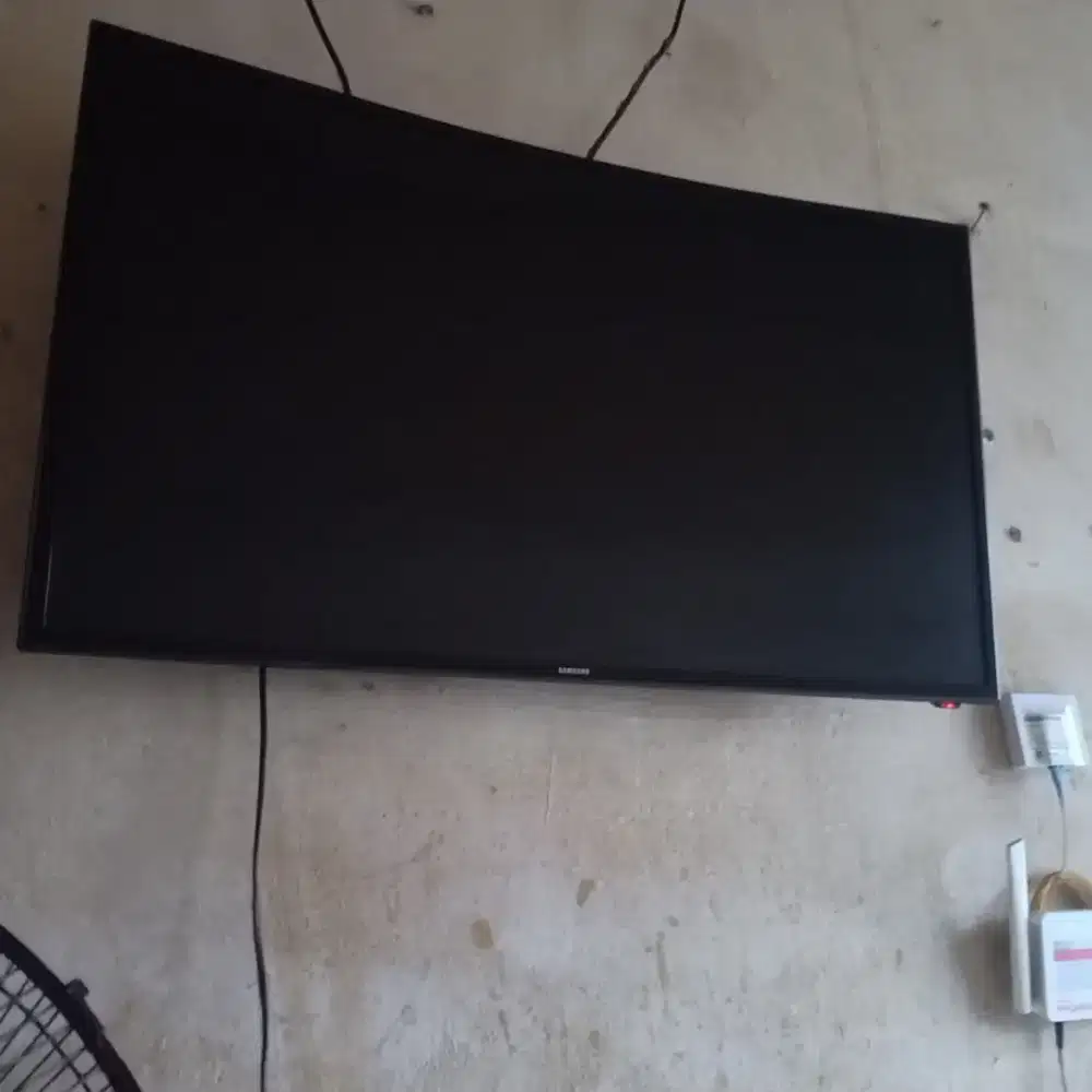 Jual Smart TV cekung Samsung ,40 inci