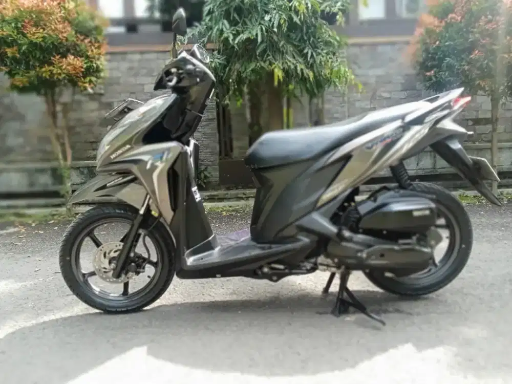 HONDA VARIO 125 KZR TAHUN 2014 ISS SUPER ISTIMEWA NO MINUS KIRCON