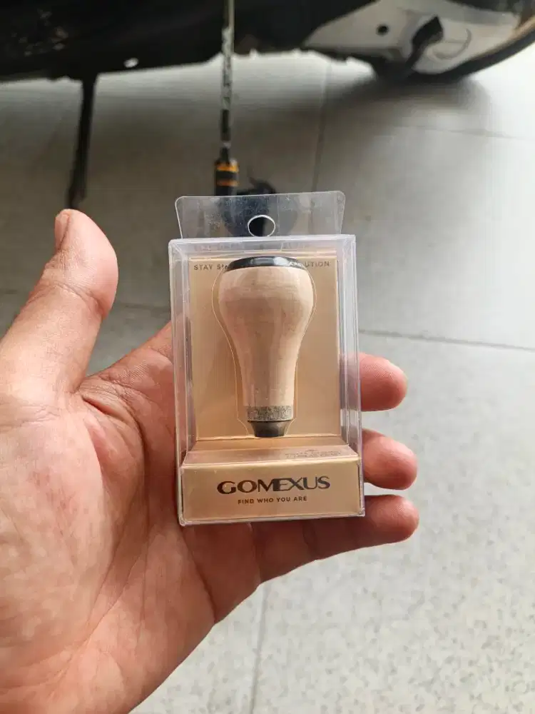 Handle reel gomexus