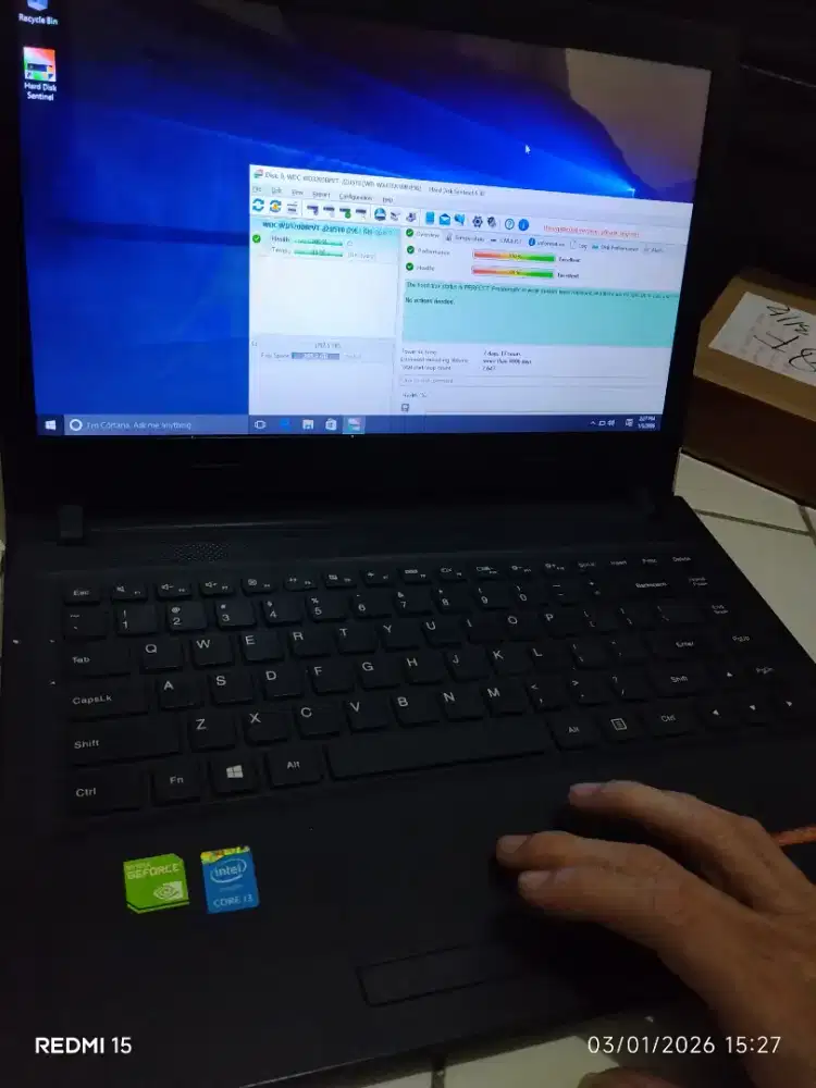 Laptop lenovo core i3 . Gen 5