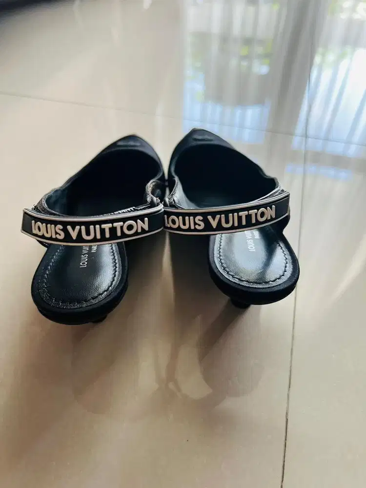Sepatu Louis Vuitton Like New