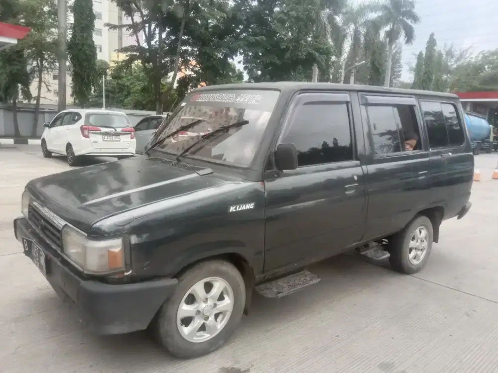 Toyota Kijang 1987 Bensin