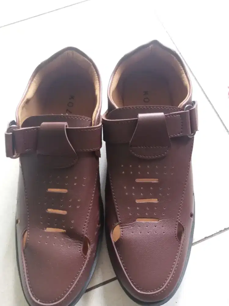 Jual cepat sepatu merek kozuki ukuran 39