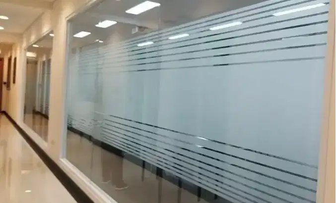 Sedia Kaca Film dan Sticker untuk kebutuhan Gedung, Perkantoran