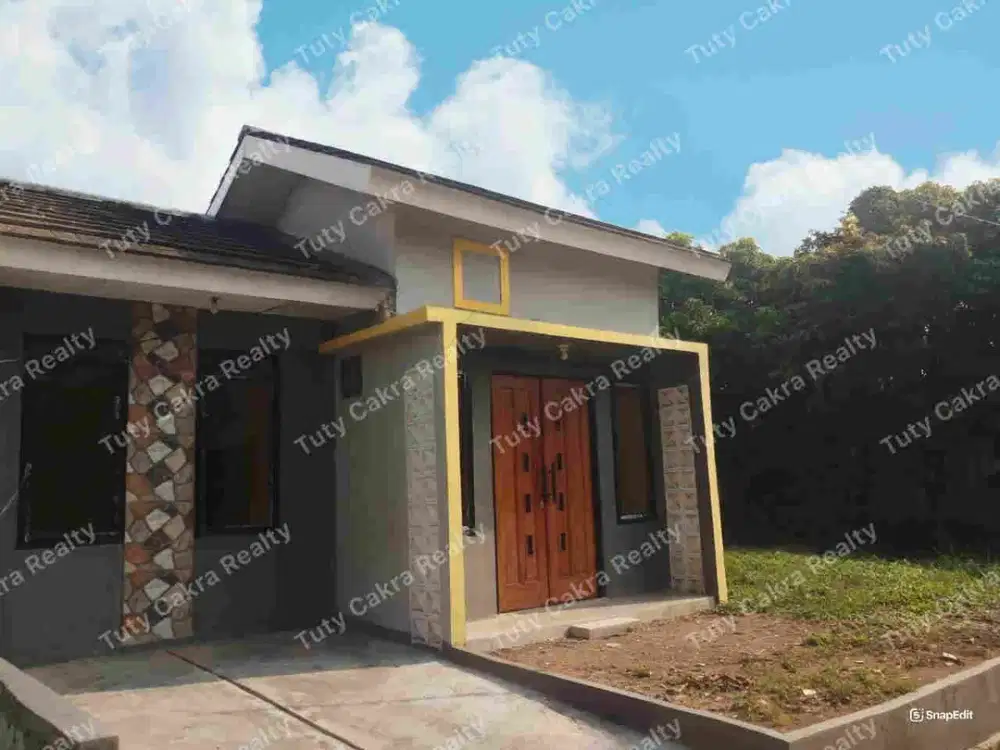 Rumah Siap Huni Di Lingkungan Asri Bebas Banjir