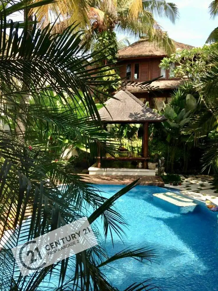 Rumah Dgn Swimming Pool di Bintaro Tangsel GB-1601