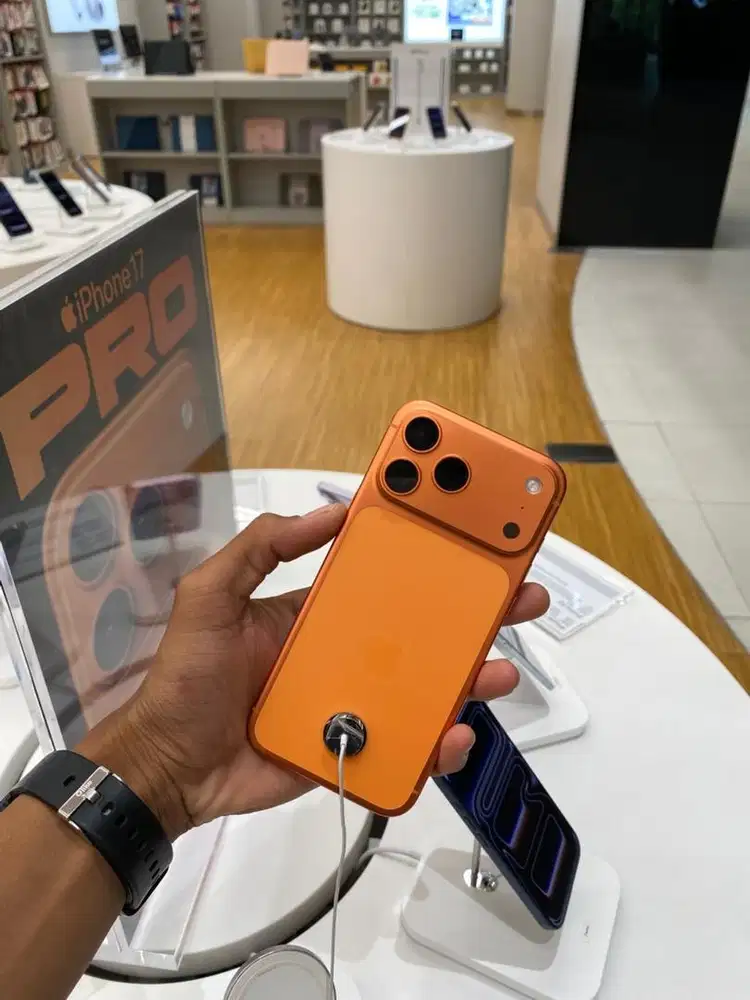Iphone 17 promax 256 GB Orange