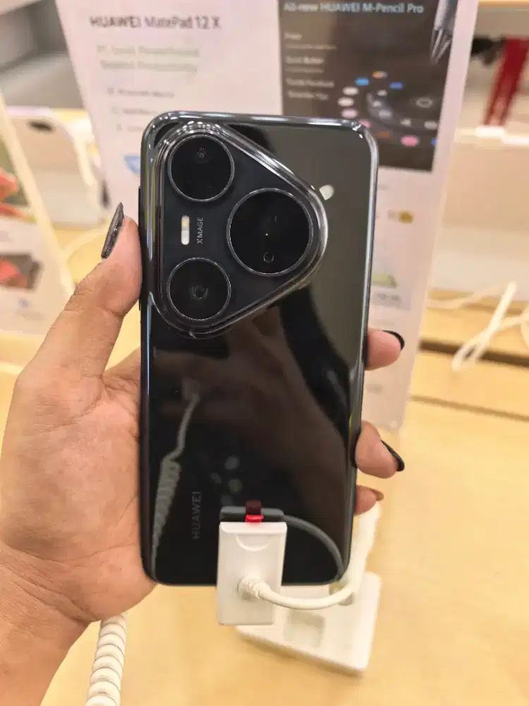 HUAWEI PURA 80 PRO FREE HUAWEI SMARTWATCH FIT 4 PRO